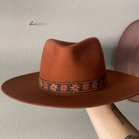 Rust colored wool wide brim hat main image 4